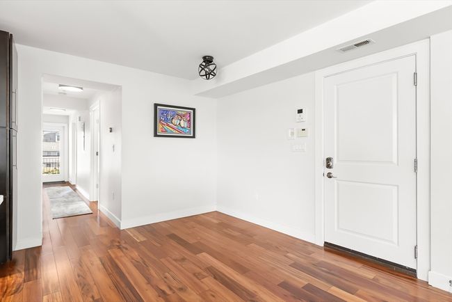 UNIT-2 - 112 W 9 Th St, Condo with 3 bedrooms, 2 bathrooms and 1 parking in Boston MA | Image 9