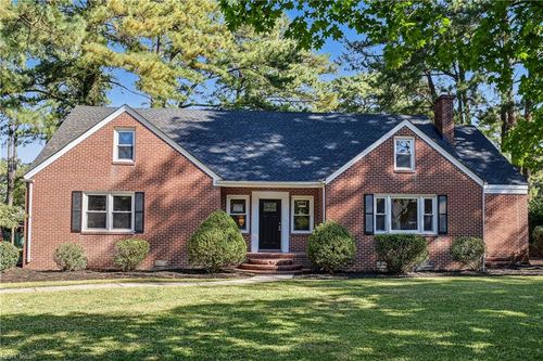 2812 Acres Rd, Portsmouth, VA, 23703-4800 | Card Image
