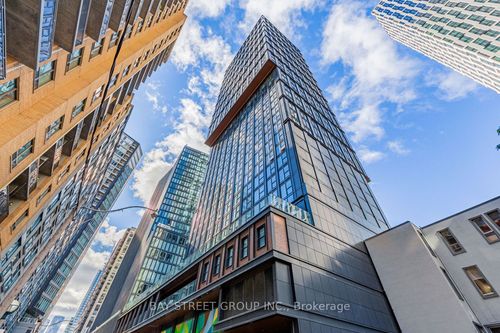 1109-82 Dalhousie St, Toronto, ON, M5B0C5 | Card Image