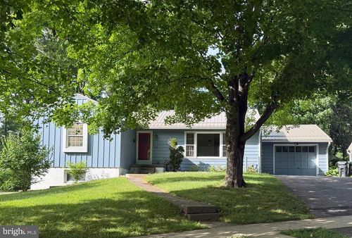 1041 Taylor St, STATE COLLEGE, PA, 16803-3482 | Card Image