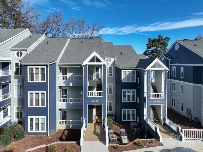 350 Northwest Dr, Condo with 2 bedrooms, 2 bathrooms and null parking in Davidson NC | Image 4