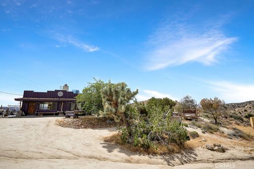 56564 Nelson Ave, Yucca Valley, CA, 92284 | Card Image