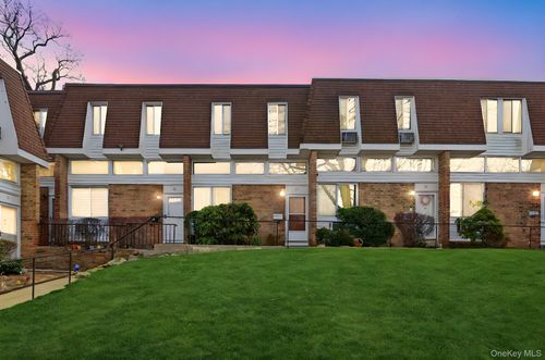 apt-27-412 N Broadway, Yonkers, NY, 10701-1938 | Card Image