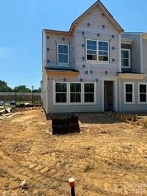 7-4636 Lakeview Rd, Charlotte, NC, 28216-1943 | Card Image