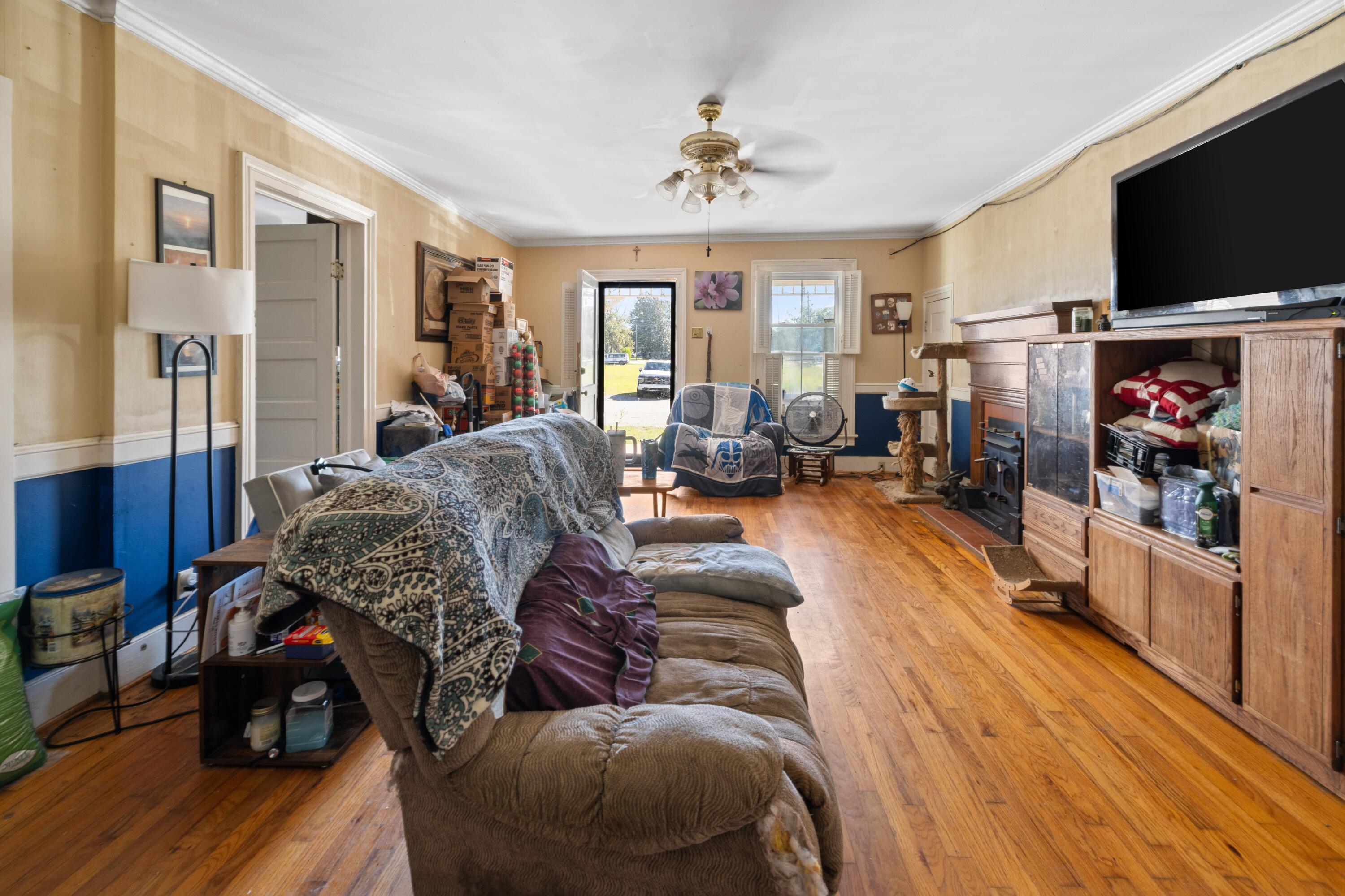 Residential in Fairfax 4