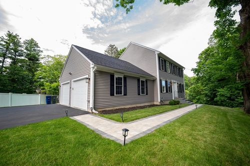 4 Wilder Rd, Leominster, MA, 01453-6646 | Card Image