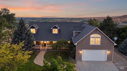 2143 Corral Rd, Emmett, ID, 83617-9134 | Card Image