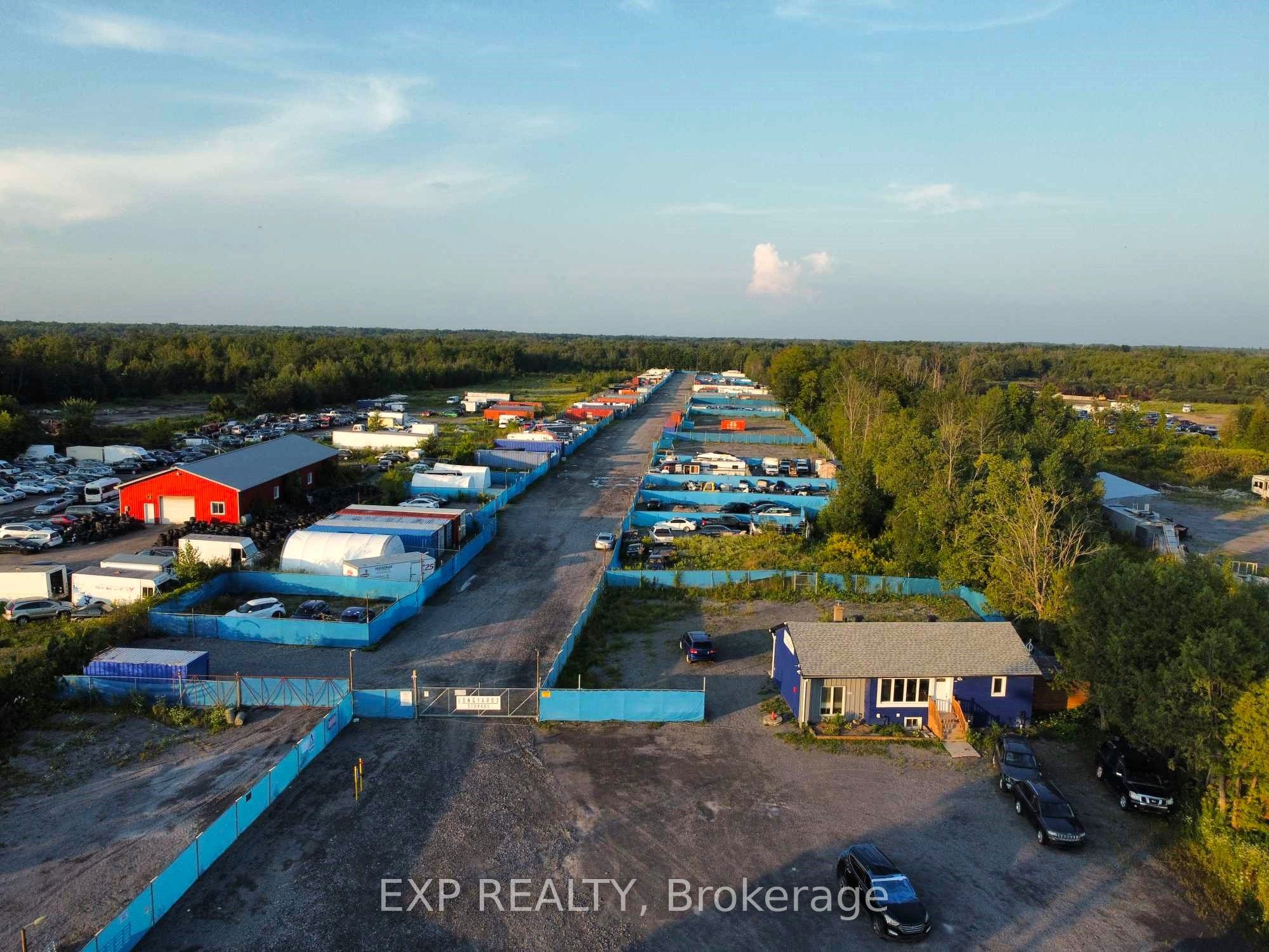 Commercial Lease in Greely - Metcalfe - Osgoode - Vernon and Area 5