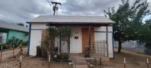 617 E 17th St, Douglas, AZ, 85607-1452 | Card Image
