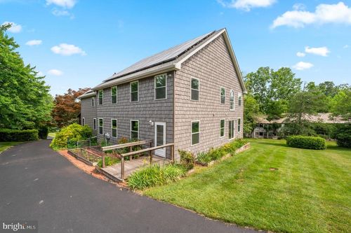 38 S Grange Ave, COLLEGEVILLE, PA, 19426-3311 | Card Image