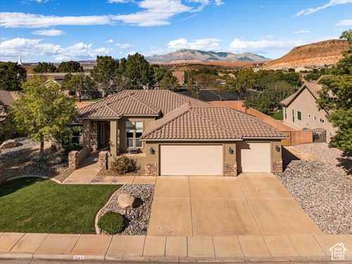 641 E Sonoran Dr, Washington, UT, 84780-8261 | Card Image