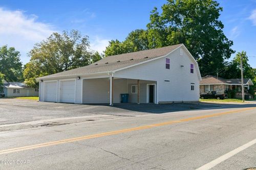 6496 Racine St, Racine, MO, 64858-7800 | Card Image