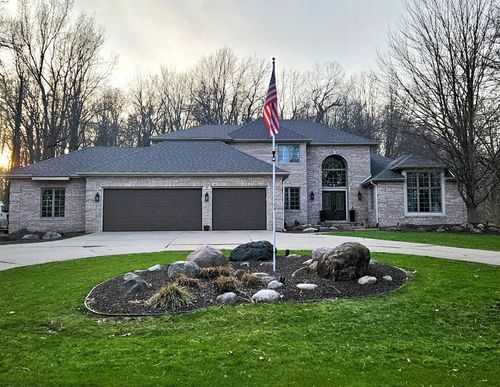 4922 Country Ln, Jackson, MI, 49201-9787 | Card Image