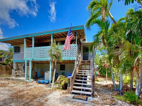 30063 Pine Channel Rd, Big Pine, FL, 33043 | Card Image