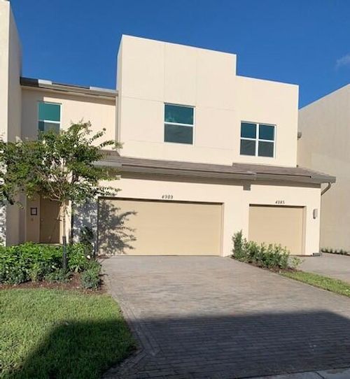 4989 Navali Dr, Lake Worth, FL, 33467-5703 | Card Image
