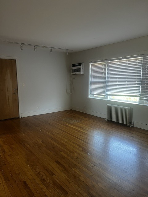 Residential Lease in Evanston 4