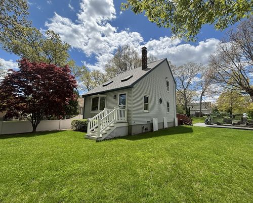 154 Thacher St, Attleboro, MA, 02703-4921 | Card Image