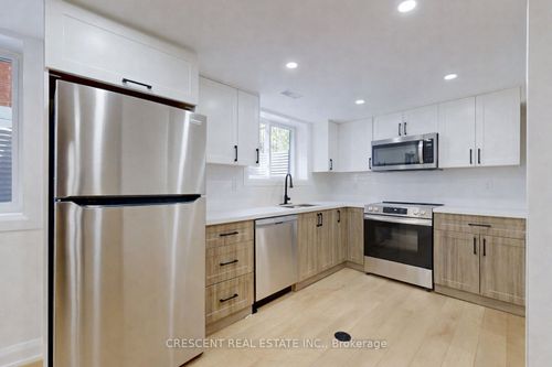 lower-59 Elkwood Crt, Hamilton, ON, L9C2T5 | Card Image