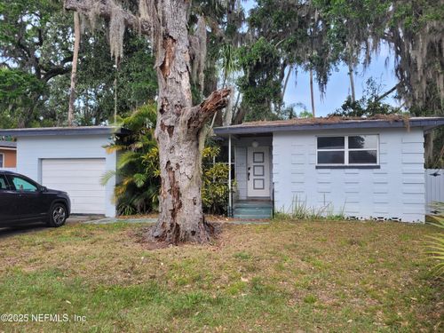 125 Oakwood Dr, Daytona Beach, FL, 32117-4617 | Card Image