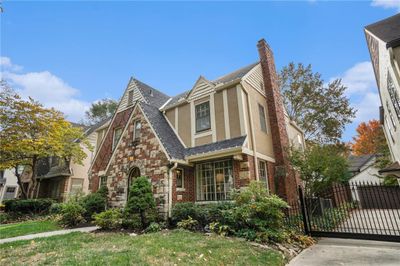 1007 W 70th Street, House other with 4 bedrooms, 2 bathrooms and null parking in Kansas City MO | Image 3