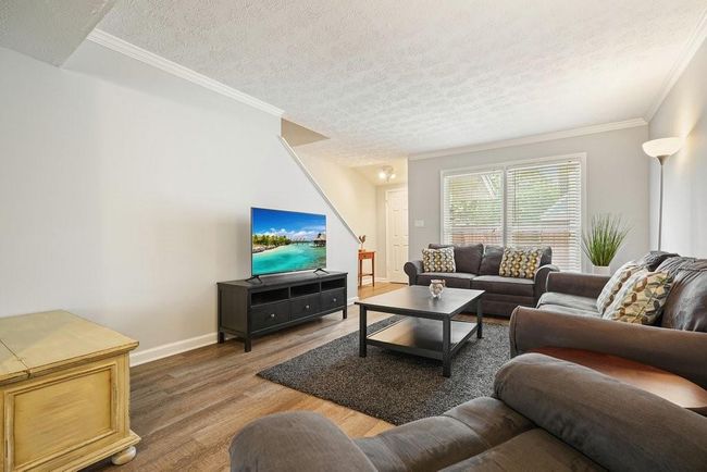 4977 Meadow Ln, Condo with 3 bedrooms, 3 bathrooms and 1 parking in Marietta GA | Image 4