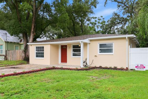 8407 N Newport Ave, TAMPA, FL, 33604-1239 | Card Image