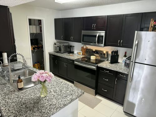 12209-10360 Sw 150th Ct, Miami, FL, 33196-3750 | Card Image