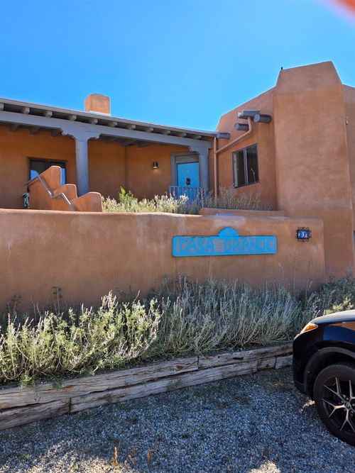 4-307 Valverde St, Taos, NM, 87571-6700 | Card Image