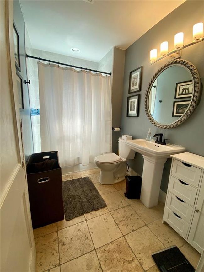 838 Key St, House other with 3 bedrooms, 2 bathrooms and 3 parking in Houston TX | Image 15
