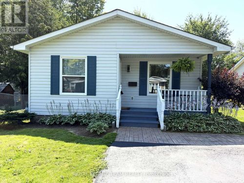 1028 Teena Colleen Private, Ottawa, ON, K4P1C8 | Card Image