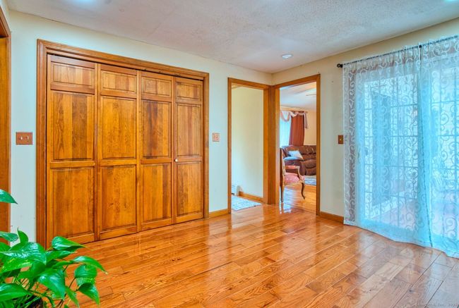 26 Lighthouse Hill Rd, House other with 4 bedrooms, 3 bathrooms and null parking in Windsor CT | Image 6