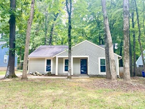 10018 Topeka Dr, Mint Hill, NC, 28227-1451 | Card Image