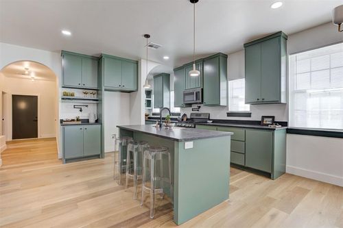 1508 Ne 18th St, Oklahoma City, OK, 73111-1304 | Card Image