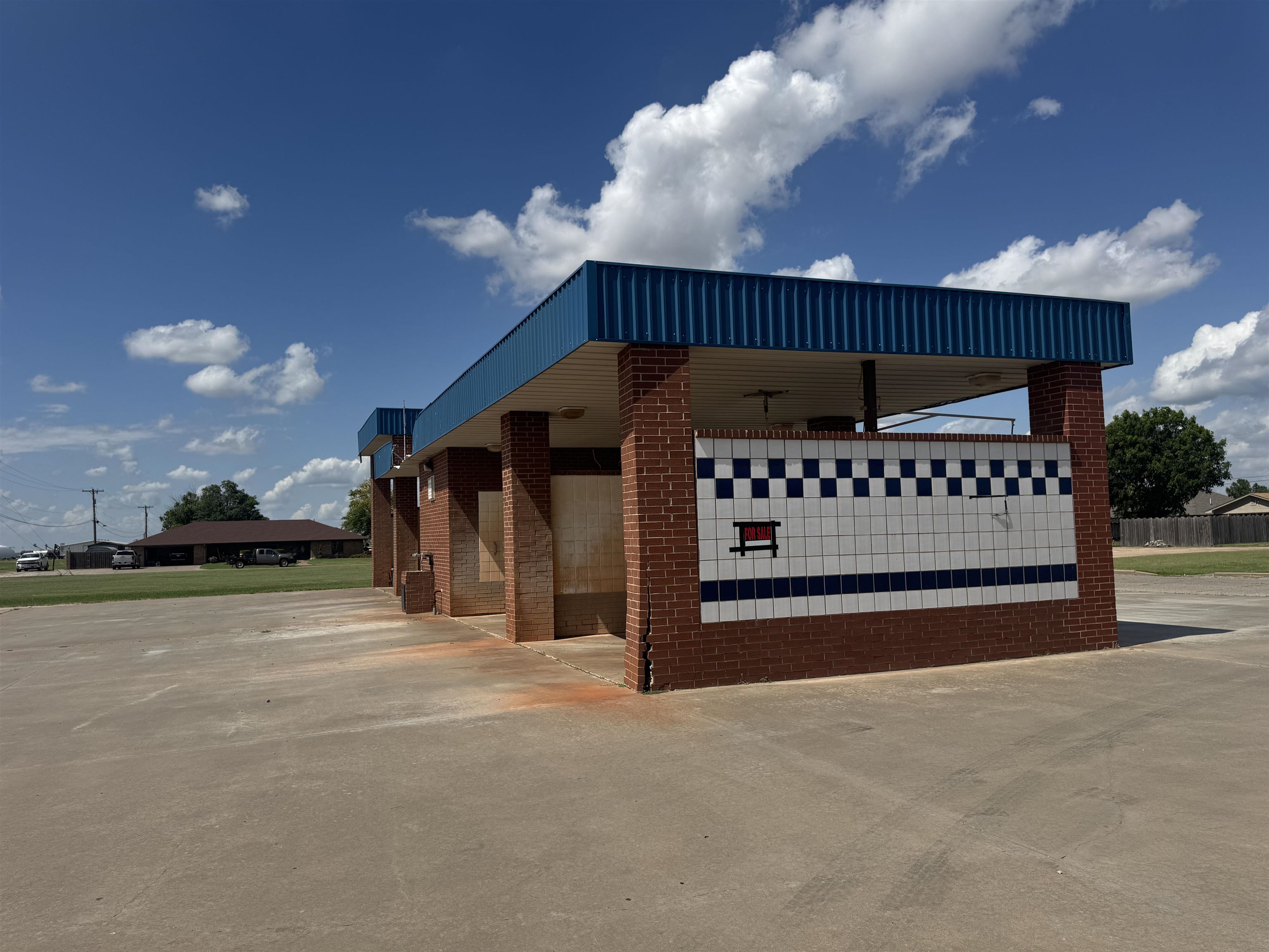 Commercial Sale in Okeene 2