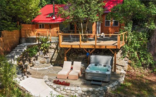 1709 Falcon Heights Rd, Langford, BC, V9B6H6 | Card Image