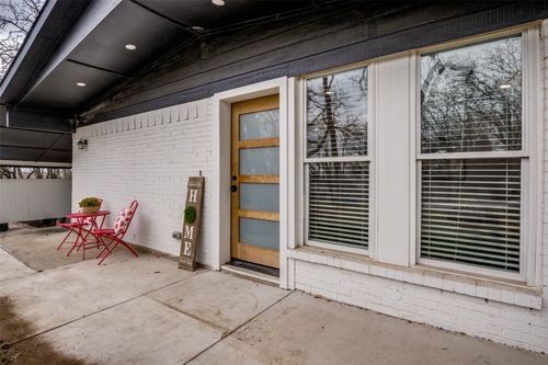 9128 Choctaw Trl, Flower Mound, TX, 75022-7020 | Card Image