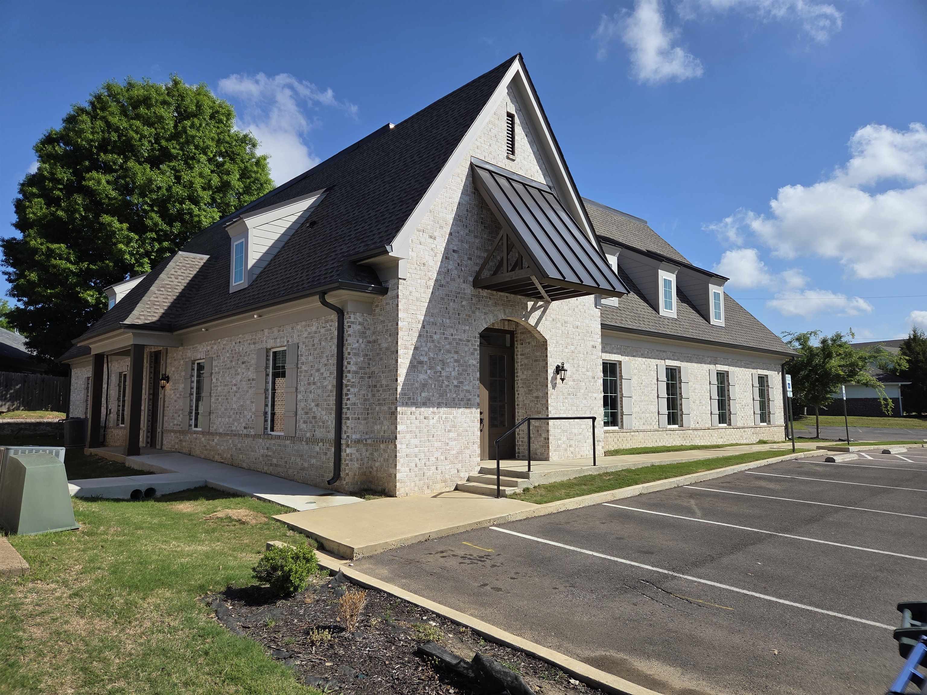 Commercial Sale in Bartlett