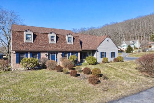 231 N 7th St, Trevorton, PA, 17881-1407 | Card Image