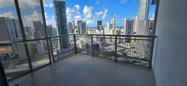 APT-3411 - 350 S Miami Ave, Condo with 1 bedrooms, 1 bathrooms and null parking in Miami FL | Image 8