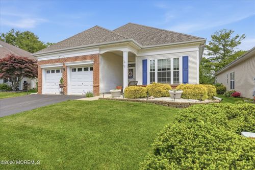 5 Summerfield Dr, Lakewood, NJ, 08701-7372 | Card Image