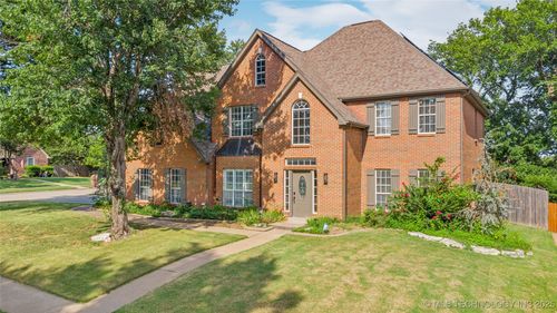 9225 N 133rd East Ave, Owasso, OK, 74055-4736 | Card Image