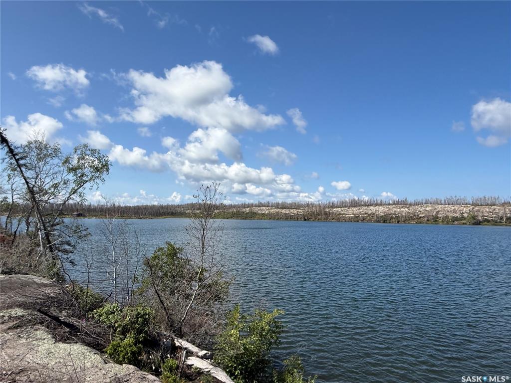 Land in Lac La Ronge Provincial Park 3