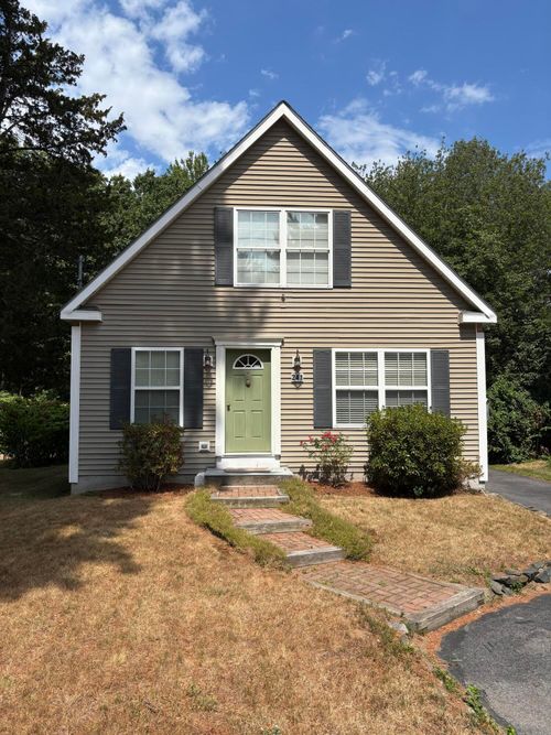 241 Sanford Road, Wells, ME, 04090 | Card Image