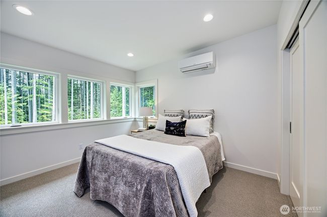 6050 Chorus Frog St Ne, House other with 4 bedrooms, 5 bathrooms and 2 parking in Bainbridge Island WA | Image 30