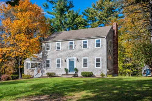 241 Grove St, Norwell, MA, 02061-1501 | Card Image