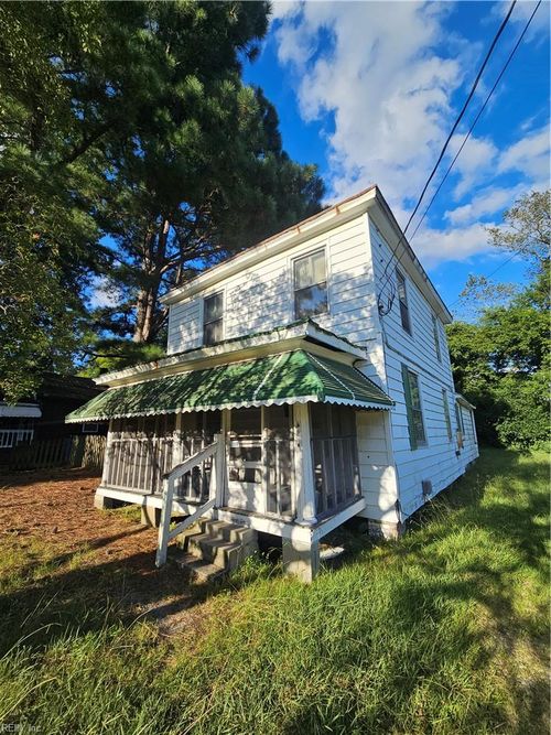 210 N 4th St, Suffolk, VA, 23434-3504 | Card Image