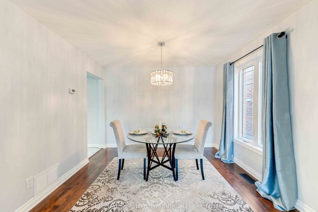109 Beechfern Dr, House other with 4 bedrooms, 3 bathrooms and 4 parking in Stittsville ON | Image 8