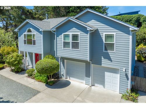 3956 Beach Loop Dr Sw, Bandon, OR, 97411-8932 | Card Image