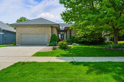 128 Grindstone Way, Dundas, ON, L9H7B8 | Card Image
