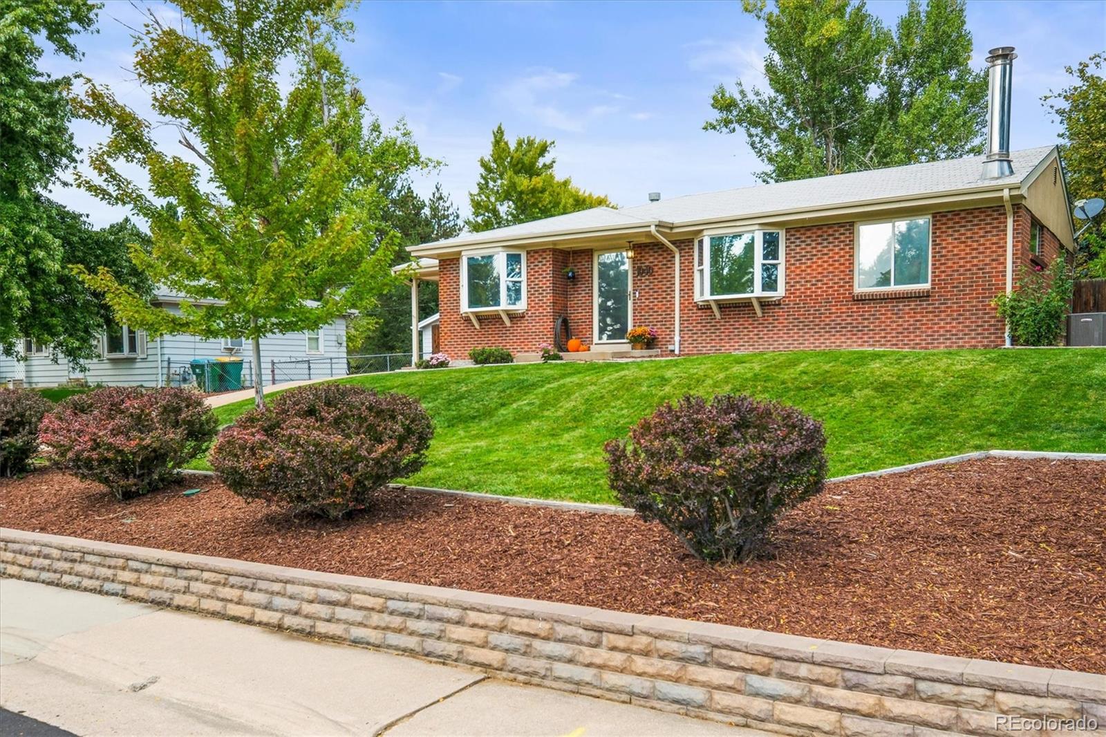 Longview Ave, Littleton, CO 80120